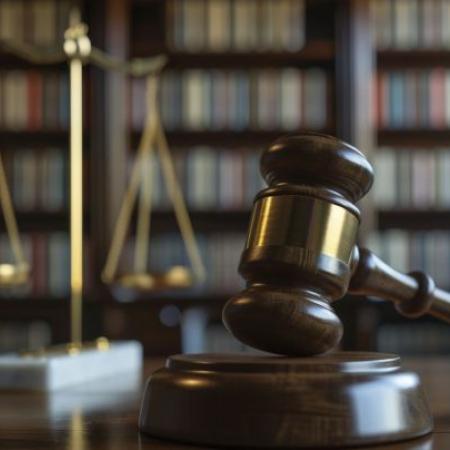 Суд потребовал вернуть государству 9 миллионов рублей за фальшивые трудовые споры