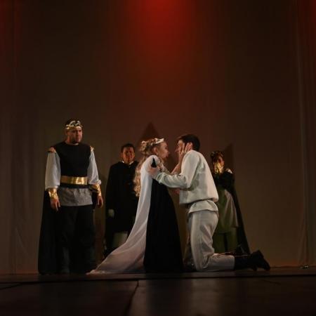 Состоялась премьера спектакля &laquo;Таһир-Зөһрә&raquo; (ФОТО)