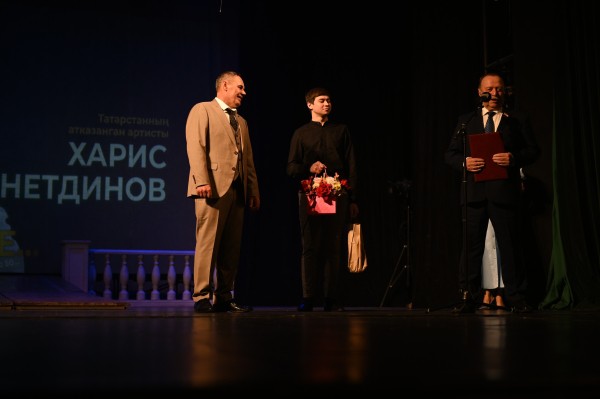 В театре Тинчурина состоялся юбилейный вечер Хариса Хуснутдинова (ФОТО)