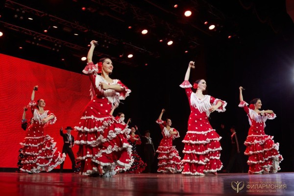 В Казани выступил Государственный академический ансамбль народного танца имени Файзи Гаскарова (ФОТО)
