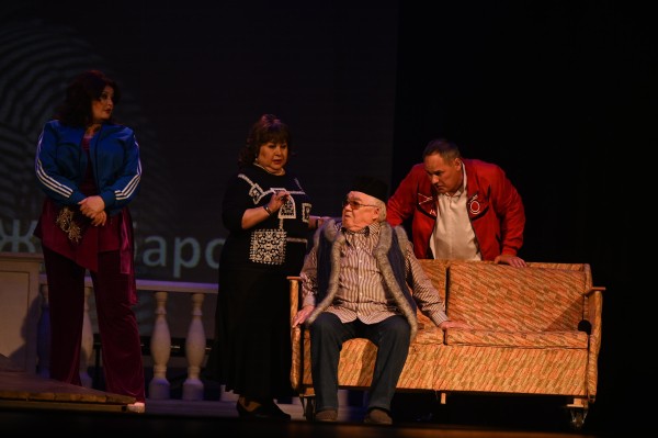 В театре Тинчурина состоялся юбилейный вечер Хариса Хуснутдинова (ФОТО)