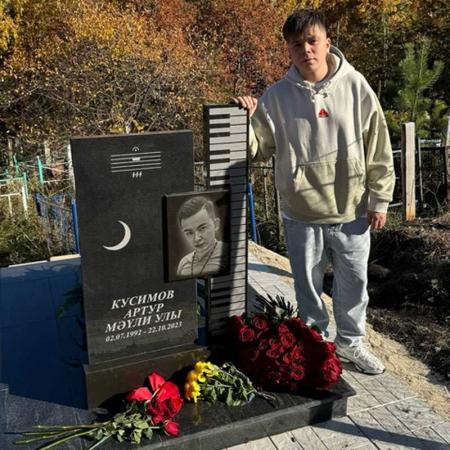 Элвин Грей почтил память Артура Кусимова: год без талантливого друга Элвин Грей почтил память Артура Кусимова: год без талантливого друга