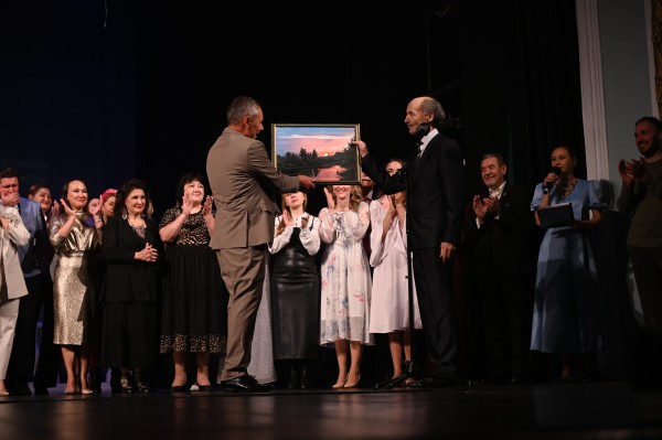 В театре Тинчурина состоялся юбилейный вечер Хариса Хуснутдинова (ФОТО)