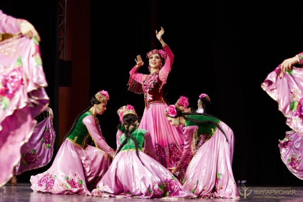 В Казани выступил Государственный академический ансамбль народного танца имени Файзи Гаскарова (ФОТО)