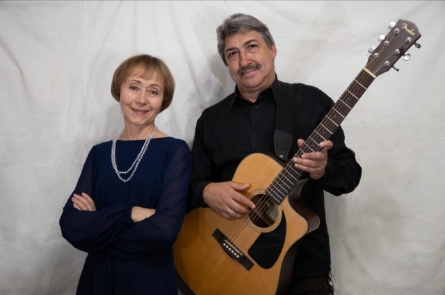 
        Пой свою мелодию! Певица о бардах, бизнесе и необитаемом острове    