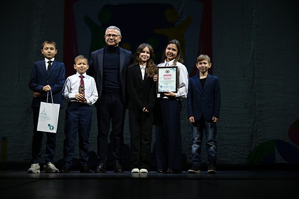 Студия при мензелинской гимназии стала лучшим школьным театром Татарстана (ФОТОрепортаж)