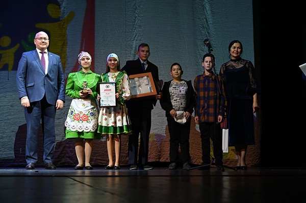 Студия при мензелинской гимназии стала лучшим школьным театром Татарстана (ФОТОрепортаж)