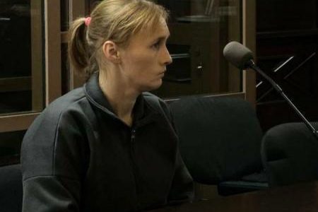 Обвинение запросило 13 лет колонии матери, которая, подожгла дом с детьми в РТ