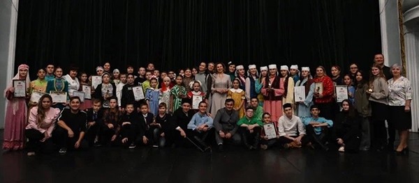 Студия при мензелинской гимназии стала лучшим школьным театром Татарстана (ФОТОрепортаж)