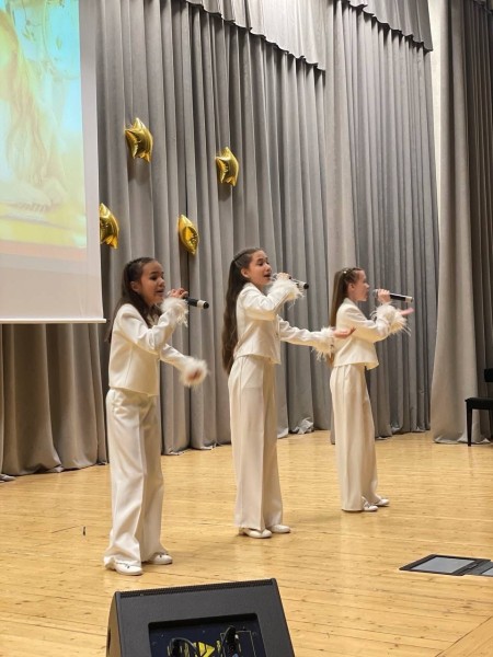 Концерт &laquo;Балачак җыры&raquo; прошел в гимназии №180 (ФОТО)