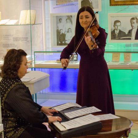 Камаловцы приняли участие в литературно-музыкальном вечере, посвященном 135-летию Сагита Сюнчелея (ФОТО)