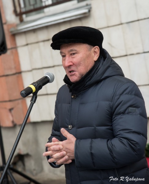 В Казани установили мемориальную доску в честь Марселя Салимжанова (ФОТО)