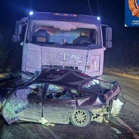 В Нижнекамском районе Татарстана случилось ДТП, в котором погибли три человека