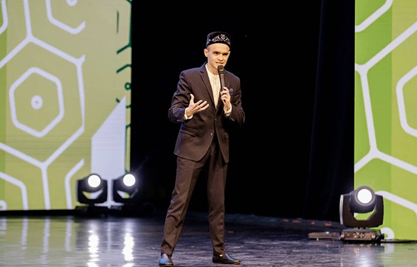 Дилияр Бурганов стал победителем Татарской лиги КВН «Әйдә, ШаяРТ!» Дилияр Бурганов стал победителем Татарской лиги КВН «Әйдә, ШаяРТ!»