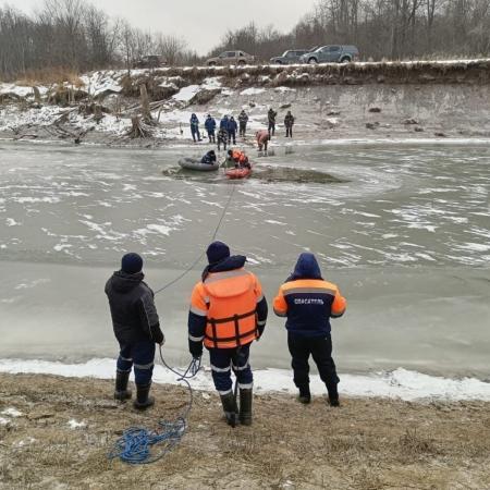 В Башкирии рыбак провалился под лёд и утонул