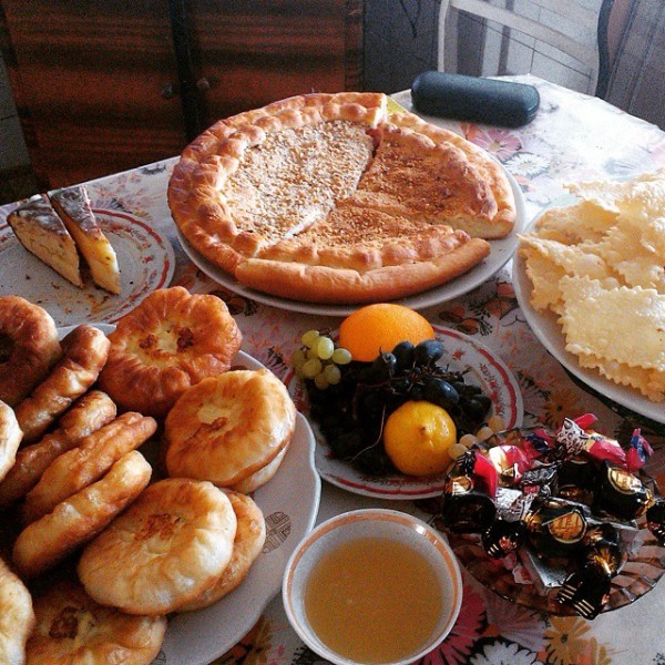 
        Цветы усопшему не помогут. Как поминают татары-мусульмане умерших близких?    