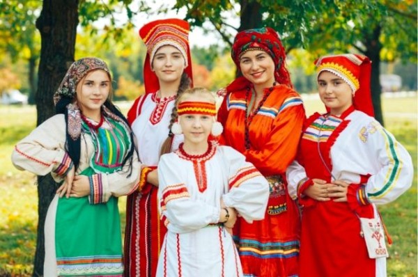 
        Всем бедам вопреки. Вымыслы и правда о легендарном летчике Михаиле Девятаеве    