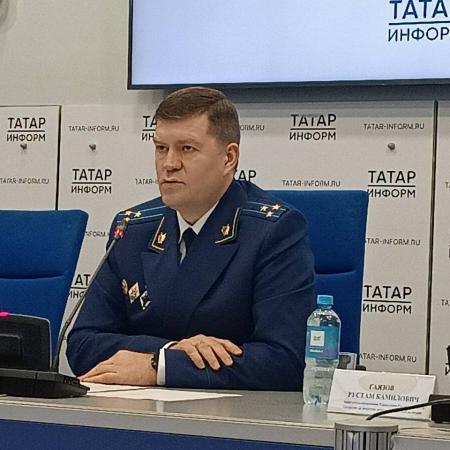 Прокурор Татарстана осудил депутатов, вступившихся за Фаиля Камаева