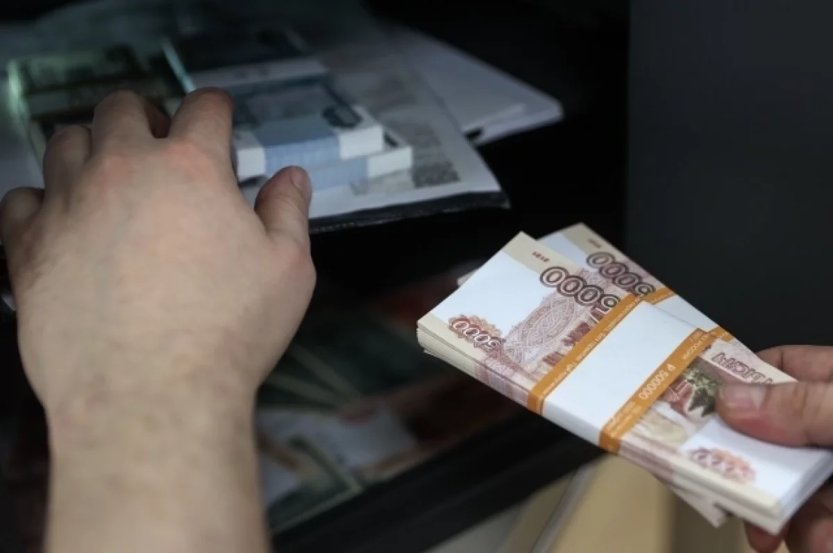 
        Руководитель фирмы в Татарстане скрыл от налоговой 19 млн    