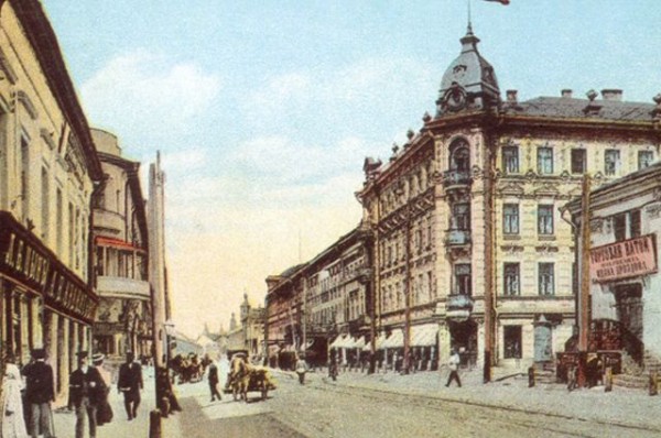 
        Где в Казани Мельпомена и Талия подружились с кино?    