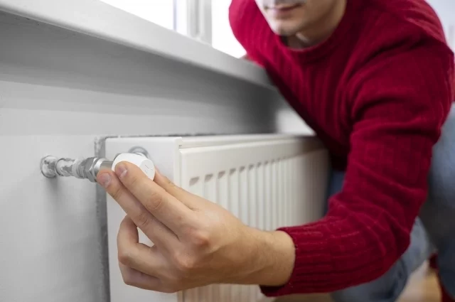 
        &laquo;Вы что, перегрелись?&raquo; Татарстанцы получили &laquo;адские&raquo; счета за тепло и ремонт    