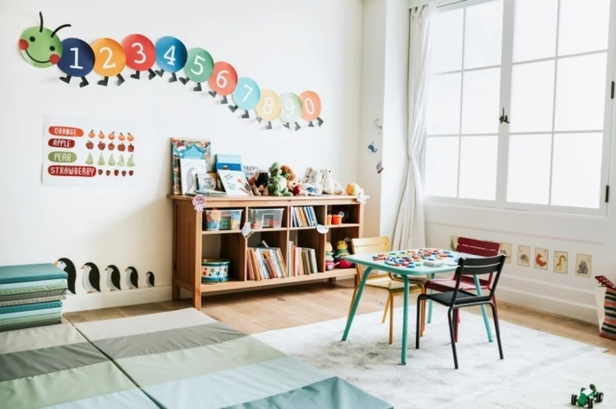 
        Коллектив тебя накажет! В Челнах дети запинали малыша по указке тренера    