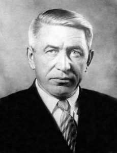 Ректор, музыкант, дебошир? Кем был знаменитый авиастроитель Николай Максимов
Ректор, музыкант, дебошир? Кем был знаменитый авиастроитель Николай Максимов