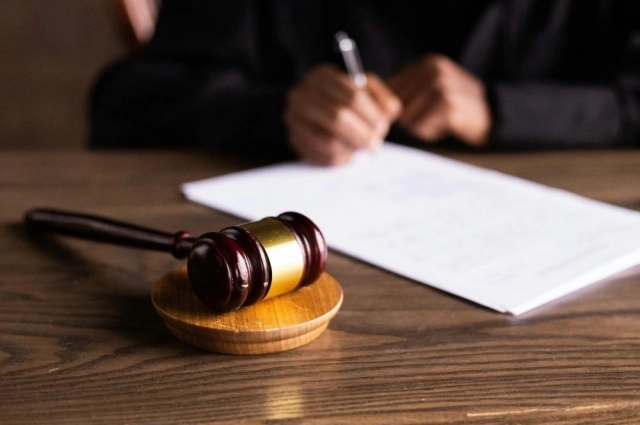 
Оборотеневой бизнес. Казанский борец с коррупцией попался на крупной взятке    