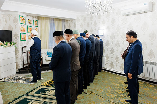 ФОТОрепортаж с ифтара, организованного фондом Рашита Вагапова