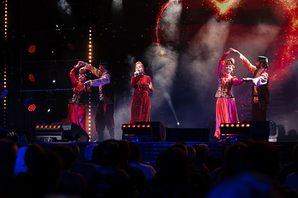 ФОТОрепортаж с гала-концерта фестиваля «Народные жемчужины» ФОТОрепортаж с гала-концерта фестиваля «Народные жемчужины»