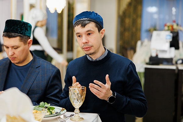 ФОТОрепортаж с ифтара, организованного фондом Рашита Вагапова