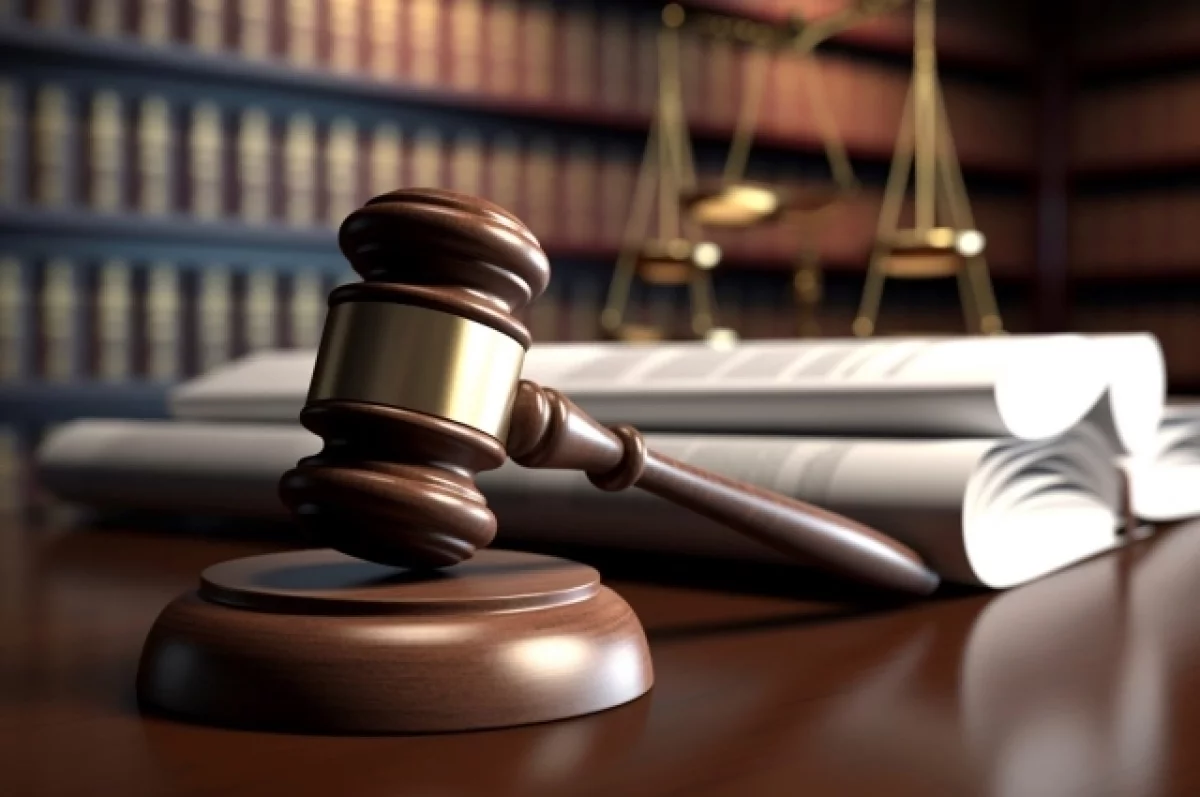 
        Суд не поддержал перевод под домашний арест экс-главы минобра РТ    