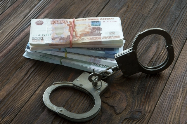 
Оборотеневой бизнес. Казанский борец с коррупцией попался на крупной взятке    