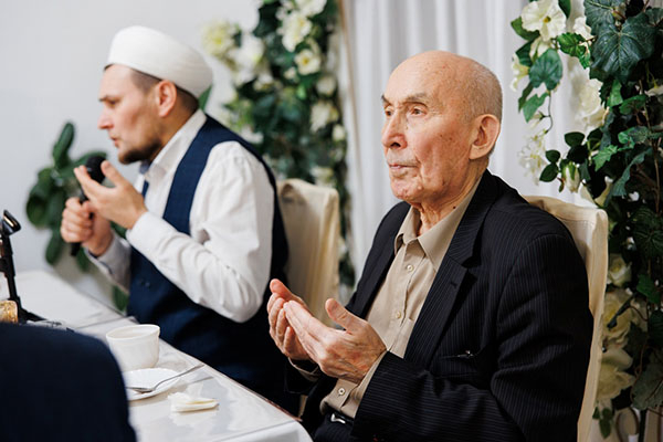 ФОТОрепортаж с ифтара, организованного фондом Рашита Вагапова