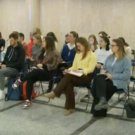 В Казани стартовали курсы татарского языка (ВИДЕО)