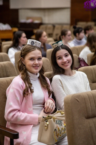 В Казани прошел первый день очного этапа проекта «Яз Гүзәле» (ФОТО) В Казани прошел первый день очного этапа проекта «Яз Гүзәле» (ФОТО)