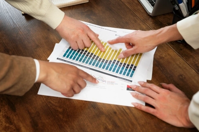 Тысячи обманутых. Онлайн-университет из Казани «наварил» на студентах 1 млрд
Тысячи обманутых. Онлайн-университет из Казани «наварил» на студентах 1 млрд