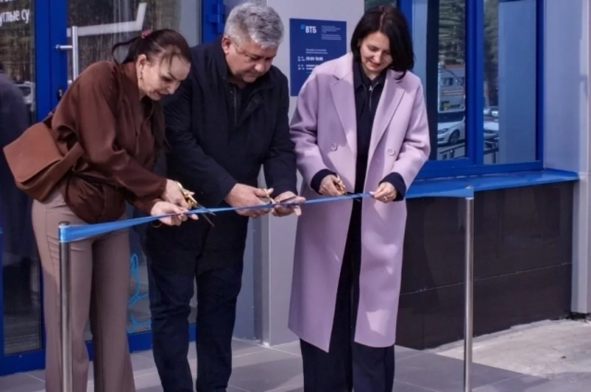 
В Зеленодольске открылся новый офис ВТБ    