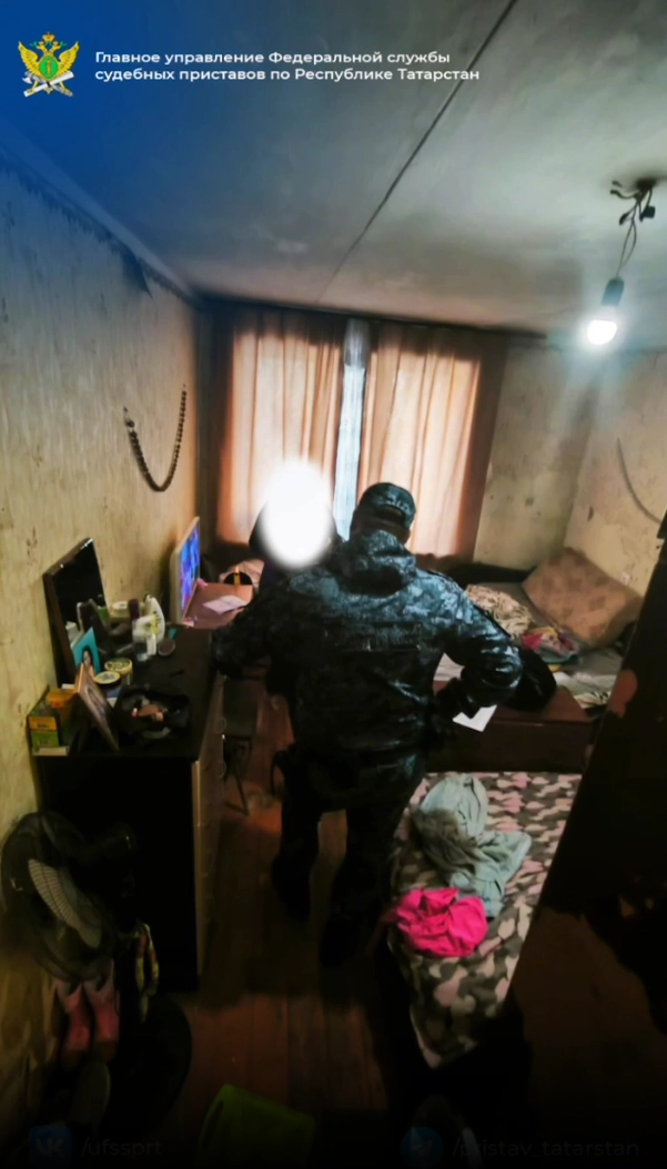 Была как затравленный зверёк. В казанской квартире нашли девочку-маугли
Была как затравленный зверёк. В казанской квартире нашли девочку-маугли