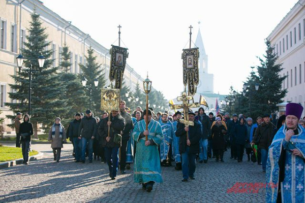 
        Обыкновенное чудо. В Казани найдены картины прославленного живописца XVI в.    