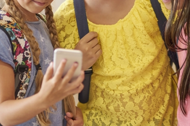 
        Унижали и снимали на видео. В Казани подростки жестоко избили девочку    