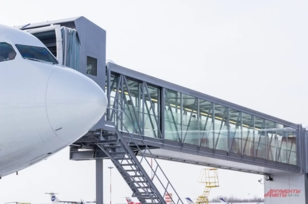 
        Утренний авиарейс из Шарм-эль-Шейха в Казань задержали до ночи    