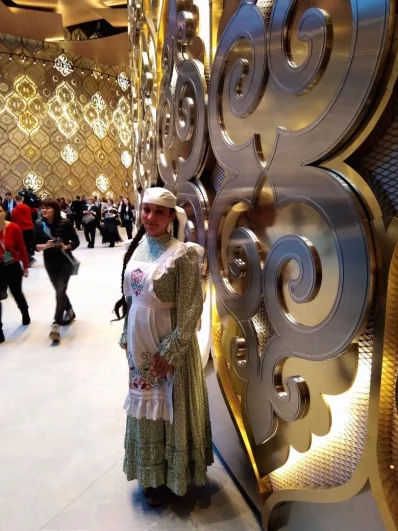 
        Какую женщину Тукай считал вторым солнцем?    