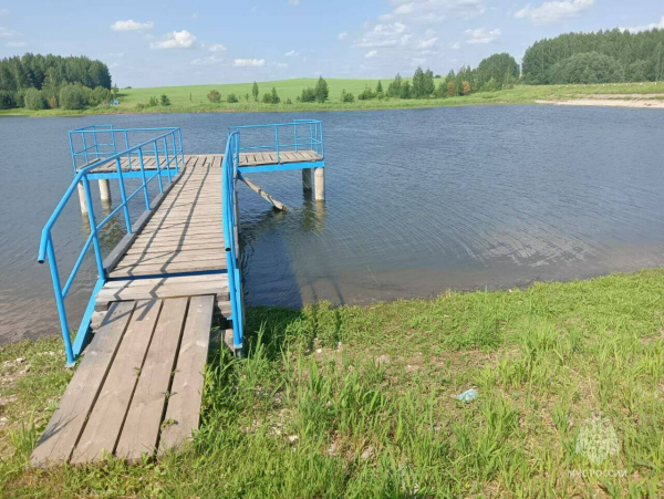 В поселке Богатые Сабы спасатели нашли тело утонувшего подростка