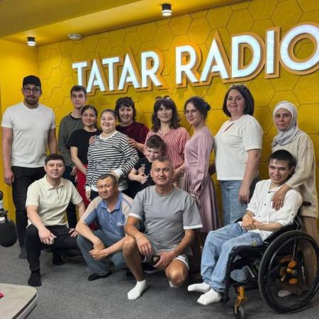 Театральная студия &laquo;Могҗиза&raquo; побывала в гостях на &laquo;Татар радиосы&raquo;