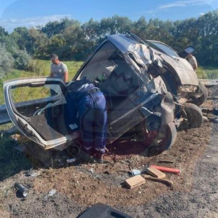 Машина превратилась в месиво: в Татарстане в лобовом ДТП погиб водитель иномарки (ФОТО) Машина превратилась в месиво: в Татарстане в лобовом ДТП погиб водитель иномарки (ФОТО)