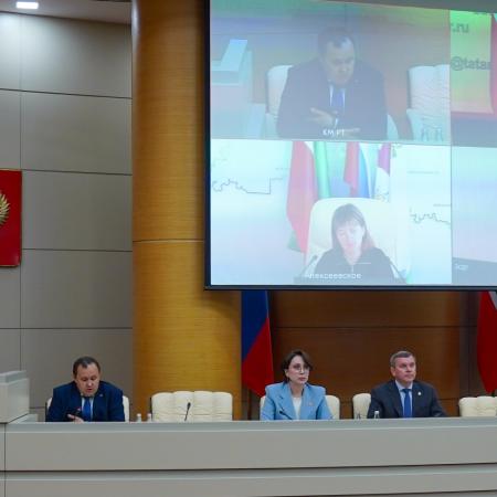 В Татарстане завершилась посевная кампания и началась заготовка кормов В Татарстане завершилась посевная кампания и началась заготовка кормов