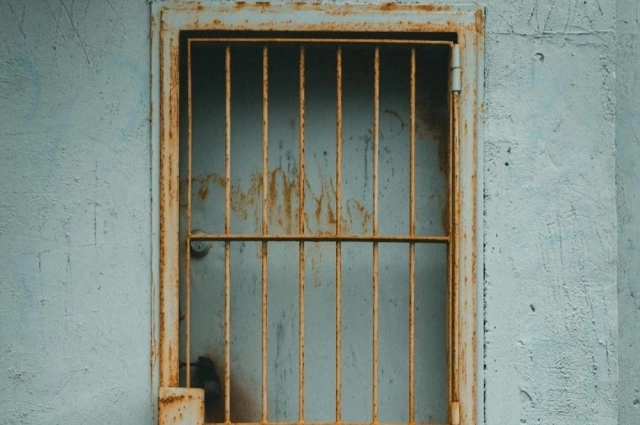 
        Попался на взятке. В Татарстане задержали экс-помощника премьер-министра    