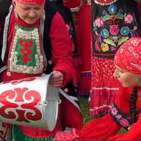 Фестиваль &laquo;Древо жизни&raquo; прошел в парке Горького (ВИДЕО)