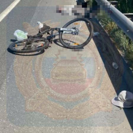 Велосипедист погиб, попав под грузовик, на трассе в Татарстане